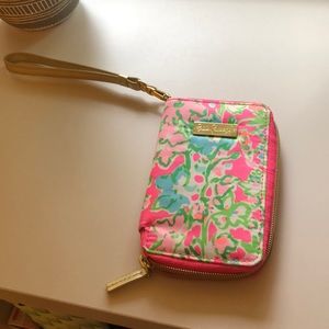 Lily Pulitzer wristlet wallet phone holder